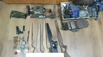 Polisi Selidiki Temuan Ratusan Senjata di Yayasan Sekolah Kebayoran Lama