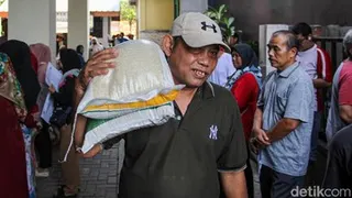 Pemerintah Siapkan Rp 17,52 Triliun, Bantuan Beras Tiga Bulan Segera Disalurkan Sekaligus