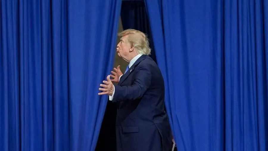 Donald Trump Ubah Nama Danau Ontario Menjadi Danau Amerika