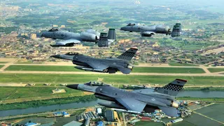 Pesawat Militer NATO Gelar Latihan Mendadak di Dekat Kaliningrad Rusia