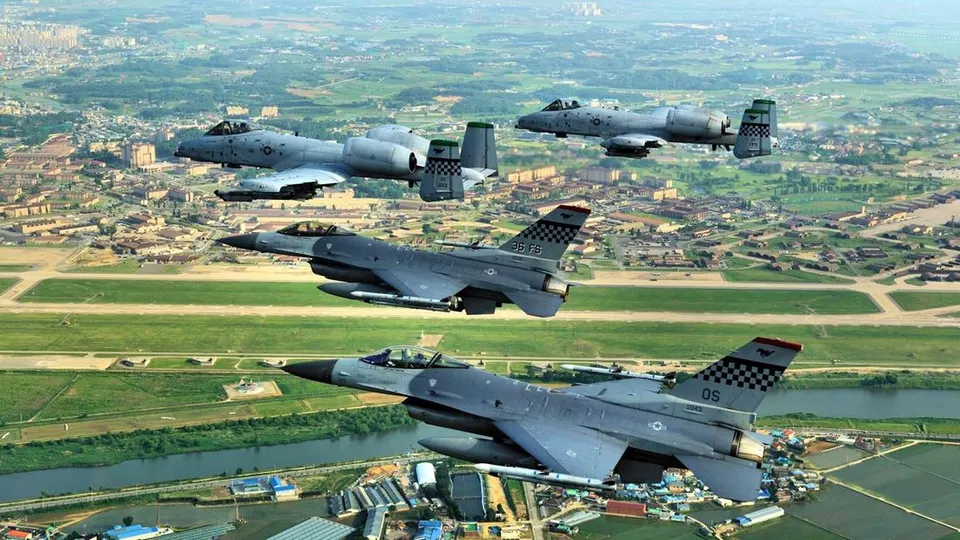 Pesawat Militer NATO Gelar Latihan Mendadak di Dekat Kaliningrad Rusia