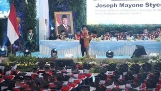 Mendagri Tantang Ribuan Lulusan IPDN Terapkan Kebijakan Berbasis Kajian Ilmiah