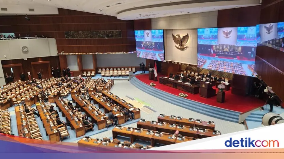 Menakar Arah Regulasi, Antara Pengesahan Revisi Undang-Undang ITE Terbaru dan Reformasi Keuangan P2SK