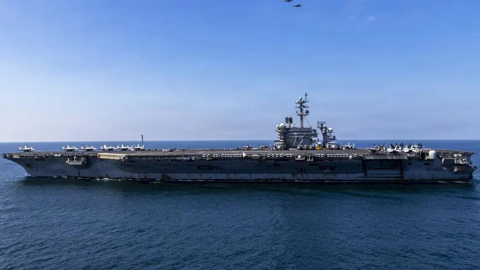 Krisis Kesehatan Mental Melanda Awak Kapal Induk USS Abraham Lincoln