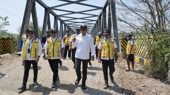 Menteri PU Instruksikan Percepatan Rehabilitasi Jembatan Wae Pesi dan Wae Dampek di Flores