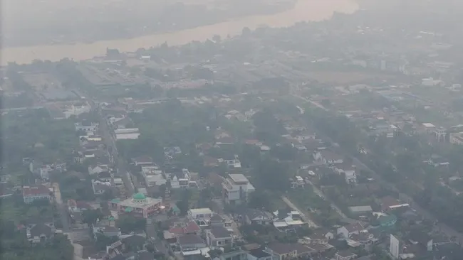BNPB Sebut Tiga Provinsi Prioritas Karhutla Mulai Diguyur Hujan Hasil Modifikasi Cuaca
