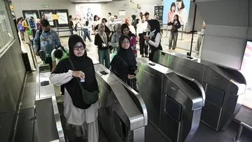 Naik MRT Jakarta Kini Bisa Tap In Pakai Kartu Kredit
