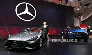 Mercedes-Benz Luncurkan AMG GT 63 PRO dan GLC 200 4MATIC di GIIAS 2026