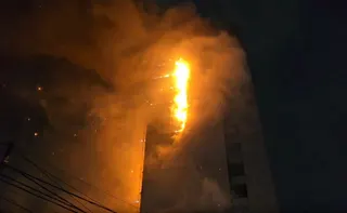 Kebakaran Gedung Bapenda DKI Jakarta Hanguskan Lantai 11-16, Satu Pekerja Dievakuasi