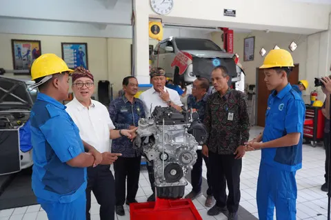 Investasi Manusia, Kunci Industri dari Sekolah Vokasi