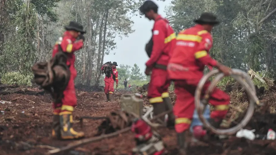 BNPB Perbaiki Komunikasi Usai Gunakan Air Kolam Warga untuk Padamkan Karhutla
