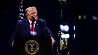 Perang Buntu dengan Iran Mulai Menyudutkan Posisi Politik Donald Trump