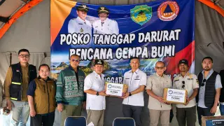 BPJS Ketenagakerjaan Salurkan Bantuan Rp 207 Juta untuk Korban Gempa NTT
