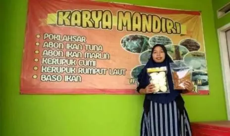 Abon Ikan Pelagis, Benang Emas Ekonomi Pesisir Lebak