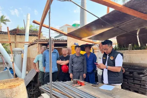 Tangan Pekerja dan Topeng Turis, Kisah 10 Warga China di Proyek Pluit