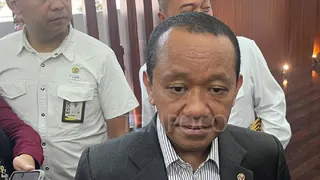 Bahlil Ungkap 11 Ribu Desa Belum Teraliri Listrik, Pemerintah Targetkan Rampung pada 2029
