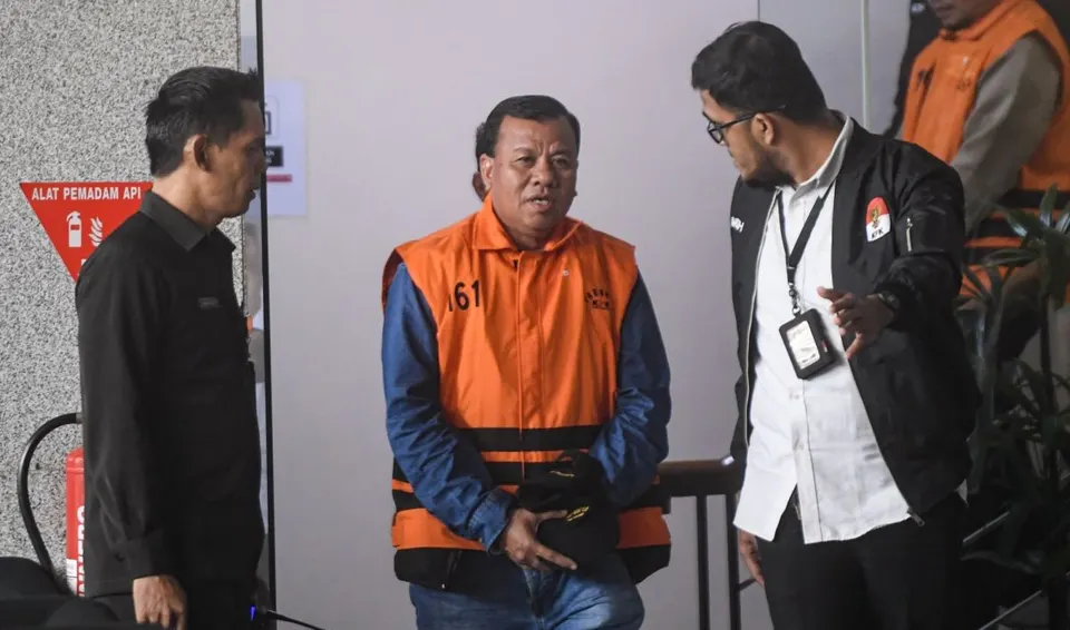 KPK Usut Dugaan Bupati Kuansing Nonaktif Potong TPP ASN hingga 50 Persen