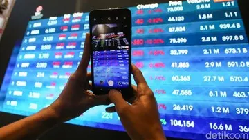 Saham BYAN Rontok Usai Rumor Mau Diborong Haji Isam