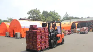 Pengungsi Gempa NTT Capai 179.037 Orang, Warga Khawatir Gempa Susulan
