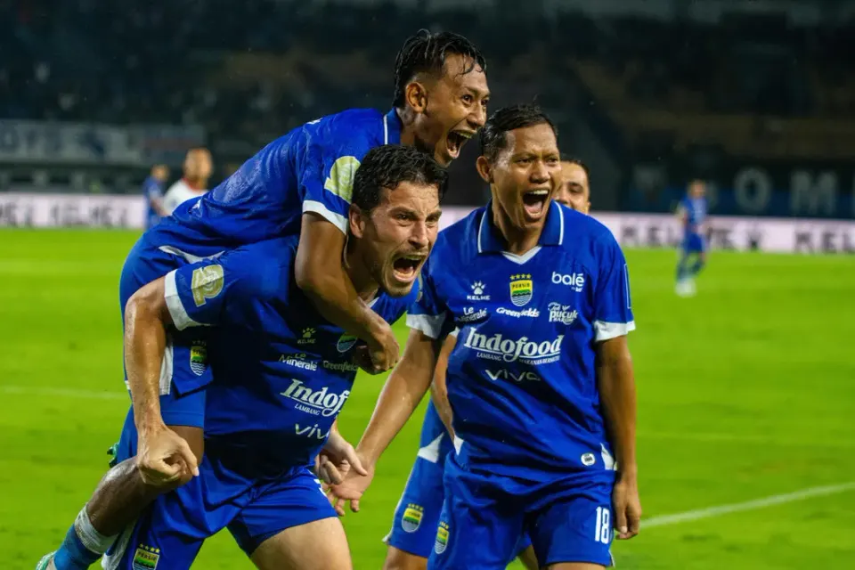 Taruhan Gengsi Persib dan Arema di Laga Pembuka Piala Presiden