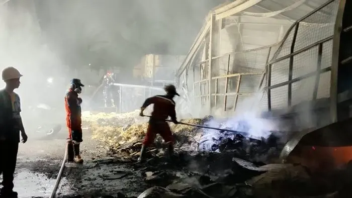 Kebakaran Pabrik Mie Sedaap di Bekasi, Api Bersumber dari Gudang Kardus