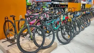 Transmart Pangkas Harga Sepeda dan Sepeda Listrik Besar-Besaran Hari Ini