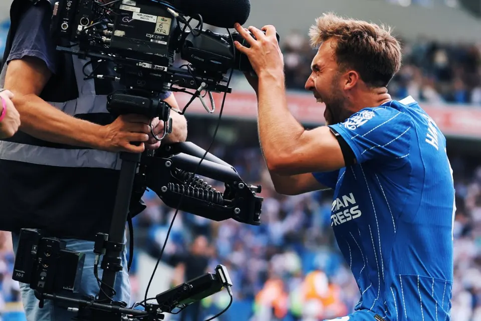 Brighton Libas Aston Villa 4-0 di Laga Perdana Premier League 2026/2027
