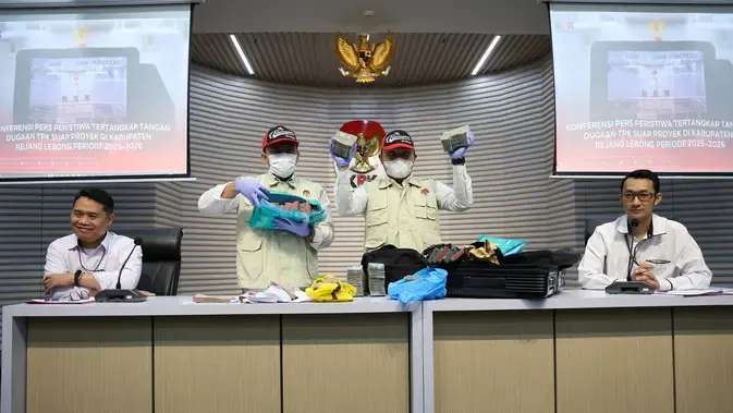 KPK Temukan Uang Empat Miliar Rupiah Saat Usut Aliran Korupsi Rejang Lebong di Kota Bengkulu