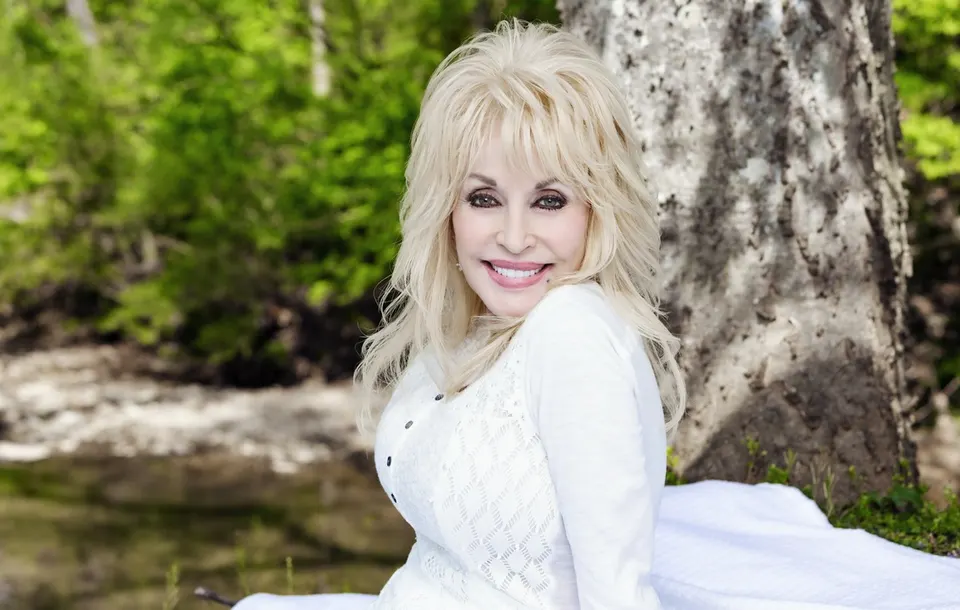 Dolly Parton Dimakamkan Secara Privat di Nashville