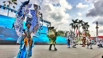 Jember Fashion Carnaval 2026 Menjadi Panggung Diplomasi Budaya dan Pelestarian Lingkungan
