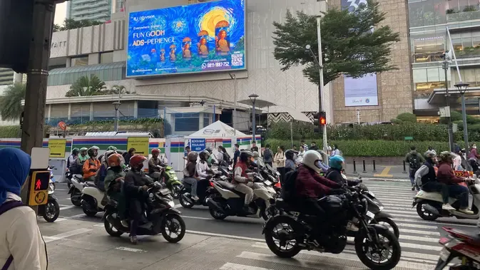 CCTV dan Pengeras Suara Akan Awasi Penyeberangan Bundaran HI