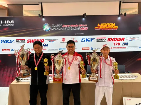 Jalan Panjang Teknisi Muda dari Bangku SMK Menuju Podium AHM Technical Skill Contest