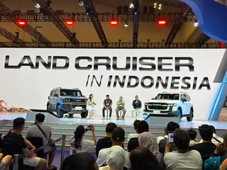 Kisah Ketangguhan Toyota Land Cruiser Menjelajah 110 Negara Bersama Om Hauwke