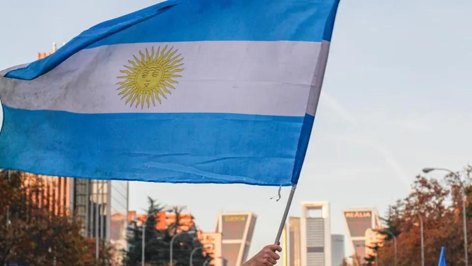 Tingkat Tunggakan Utang Keluarga di Argentina Melonjak Tiga Kali Lipat