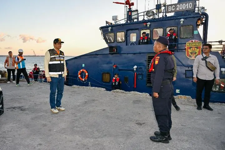 Menkeu Purbaya Yudhi Sadewa Tinjau PSO Bea Cukai Kupang untuk Perkuat Pengawasan Laut