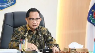 Siasat Mendagri Atasi Krisis Gaji PNS Daerah Tanpa Manjakan Pemda