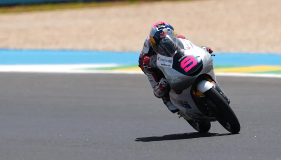 Hasil Moto3 Inggris 2026, David Almansa Juara, Veda Ega Pratama Finis Sembilan Besar