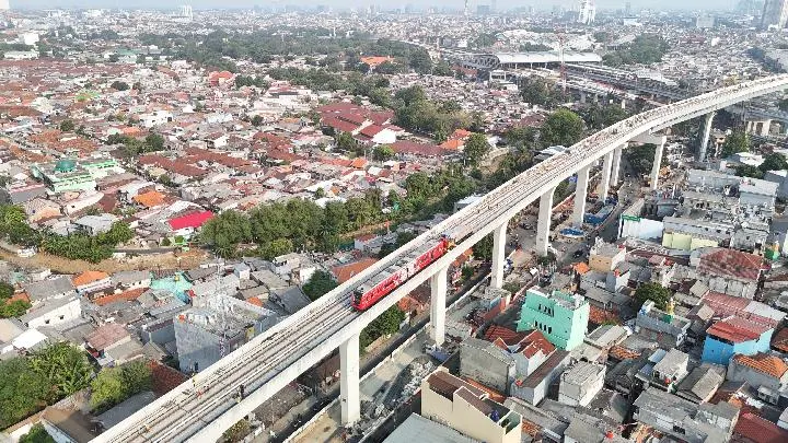 Pembangunan LRT Jakarta Kelapa Gading-Manggarai Ditargetkan Rampung Agustus 2026