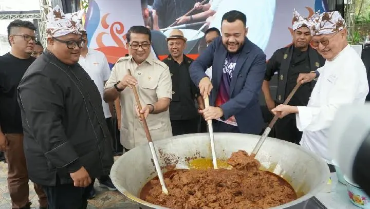 Menteri Ekonomi Kreatif Dukung Padang Menjadi City of Gastronomy UNESCO Pertama dari Indonesia