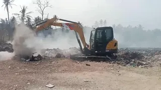 Kebakaran TPA Liar Waringinkurung Belum Padam, Alat Berat Dikerahkan