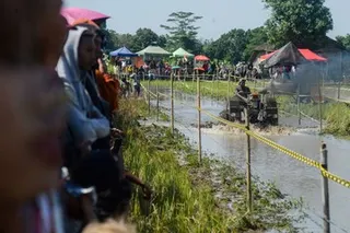 Cara Unik Klaten Memikat Generasi Muda ke Sektor Pertanian Lewat Balap Traktor