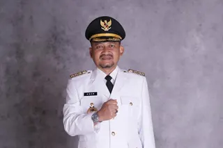 Profil Anom Widiyantoro, Dari Direktur Anak Usaha BUMN, Kini Menjadi Bupati Pemalang yang Terjaring OTT KPK
