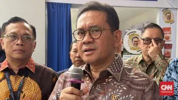 Mendag Budi Santoso Serahkan Bantuan Kemendag Peduli untuk Korban Gempa NTT