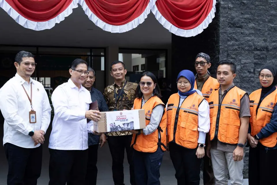 FK-KMK UGM Kirim Tim Medis dan Obat-obatan untuk Korban Gempa NTT