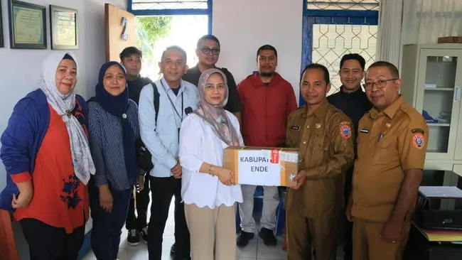 Ditjen Dukcapil dan Pemda Ende Sediakan Layanan Adminduk bagi Korban Gempa NTT