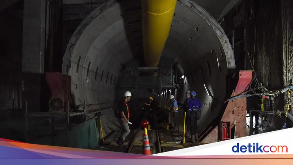 Pembangunan MRT Jakarta Fase 2A Capai 59,7 Persen, Stasiun Monas Siap Beroperasi 2027