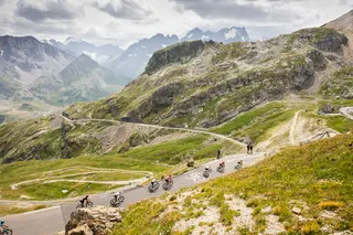 Api di Gironde Menjalar ke Champs-Élysées, Final Tour de France Terpangkas