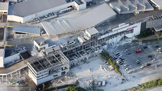 Gempa Magnitudo 7,1 Guncang Kumamoto Jepang, Ledakan di AEON Mall Sebabkan Kerusakan Parah dan Korban Jiwa