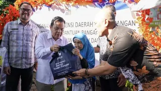 Pemkot dan DPRD Kota Bogor Salurkan Bantuan Pangan untuk Warga Rentan
