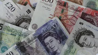 Inggris Pertimbangkan Penerbitan Obligasi Perang untuk Danai Anggaran Pertahanan